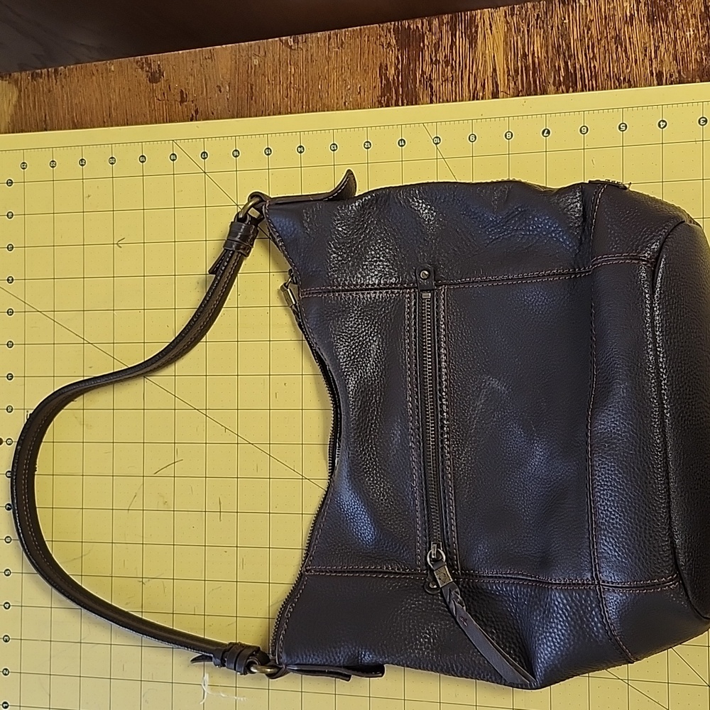 The Sak Sequoia Leather Hobo Brown Purse Shoulder Bag Zip Top Classic